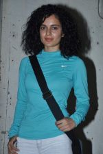 Kangana Ranaut snapped at PVR, Mumbai on 29th June 2013 (24).JPG
