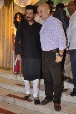Anil Kapoor, Anupam Kher at Ramesh Deo_s 50th wedding anniversary in Isckon, Mumbai on 1st July 2013 (77).JPG