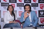 Sonakshi Sinha, Ranveer Singh at Lootera Promotions at Cafe Coffee Day in Bandra, Mumbai on 1st July 2013 (15).JPG