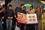Bhushan Kumar, Rohit Shetty, Shahrukh Khan, Deepika Padukone, Ronnie Screwvala at the Music Launch of Chennai Express in Mumbai on 3rd July 2013 (46).JPG