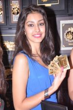 at Pond_s Femina Miss India winners launch 24kt Gold Foil Windows in Mumbai on 6th July 2013 (19).JPG