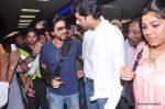 Shahrukh Khan, Abhishek Bachchan arrive from IIFA awards 2013 in Mumbai Airport on 7th July 2013 (108).JPG
