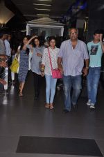 Sridevi, Boney Kapoor, Jhanvi Kapoor, Khushi Kapoor returns from IIFA in Airport, Mumbai on 9th July 2013 (2).JPG