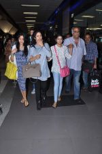 Sridevi, Boney Kapoor, Jhanvi Kapoor, Khushi Kapoor returns from IIFA in Airport, Mumbai on 9th July 2013 (8).JPG