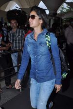 Katrina Kaif snapped at airport in Mumbai on 10th July 2013 (22).JPG