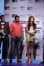 Anusha Dandekar, Nikhil Chinapa at the launch of MTV Slash Fablet by Swipe Telecom in Mumbai on 11th July 2013 (42).JPG