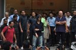 Hrithik Roshan discharged from hospital in Mumbai on 11th July 2013 (25).JPG