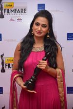 Shweta Shrivastav received Best Debut (Female) for Cyber Yugadol Nava Yuva (Kannada).jpg
