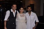 Dhanush, Abhay Deol, Sonam Kapoor at Raanjahanaa Success bash in J W Marriott, Mumbai on 24th July 2013 (81).JPG