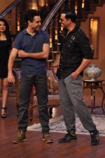 Akshay Kumar, Imran Khan promote Once upon a time in Mumbai Dobara on the sets of Comedy Nights with Kapil in Filmcity on 1st Aug 2013 (102).JPG