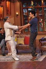 Imran Khan promote Once upon a time in Mumbai Dobara on the sets of Comedy Nights with Kapil in Filmcity on 1st Aug 2013 (86).JPG