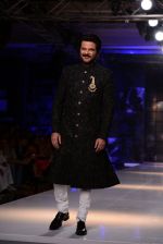 Anil Kapoor walk for Masaba-Satya Paul for PCJ Delhi Couture Week on 2nd Aug 2013 (79).JPG