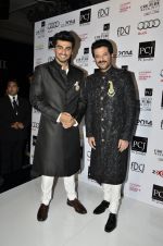 Anil Kapoor, Arjun Kapoor on day 3 of PCJ Delhi Couture Week and post bash on 2nd Aug 2013 (38).JPG