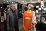 Aditi Rao Hydari launches Dwarkadas Chandumal Store in Mumbai on 3rd Aug 2013 (54).JPG
