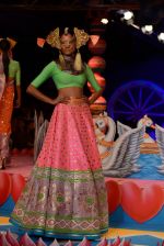 Model walk the ramp for Designer Manish Arora show at PCJ Delhi Couture Week 2013 on Day 4 on 3rd Aug 2013 (78).JPG
