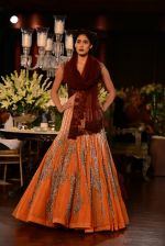 Model walks for Manish Malhotra show at PCJ Delhi Couture Week 2013 on 4th Aug 2013 (246).JPG