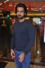 Arjan Bajwa at Zumba fitness event in Bandra, Mumbai on 7th Aug 2013 (53).JPG