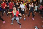 Kajal Aggarwal at Zumba fitness event in Bandra, Mumbai on 7th Aug 2013 (31).JPG