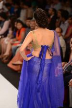 Model walk the ramp for Kay Jewels on Day 4 of IIJW 2013 on 7th Aug 2013 (88).JPG