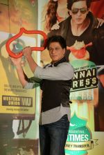 Shahrukh Khan promotes Chennai Express in association with Western Union in Mumbai on 7th Aug 2013 (45).JPG