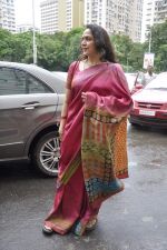 Hema Malini at Society Collection in WTC, Mumbai on 8th Aug 2013 (18).JPG