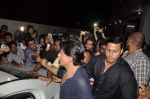 Shahrukh Khan at the special screening of Chennai Express in PVR, Mumbai on 8th Aug 2013 (32).JPG