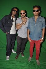 Apache Indian shoots with Raghav for new video in Malad, Mumbai on 10th Aug 2013 (50).JPG