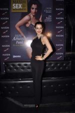 Amisha Patel at Maxim launch in Lower Parel, Mumbai on 12th Aug 2013 (14).JPG