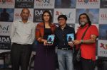 Huma Qureshi unveils Vibhor Tikiya_s book DADA in Mumbai on 13th Aug 2013 (37).JPG