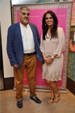 Pradeep Jethani of Jet Gems with Anita Dongre at Anita Dongre_s launch of Pinkcity in association with jet Gems in Mumbai on 13th Aug 2013.JPG