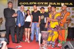 Yuvraj Singh at Gold Gym relaunch in Mumbai on 20th Aug 2013 (73).JPG