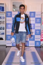 at Adidas Store new range launch in Mumbai on 21st Aug 2013 (9).JPG