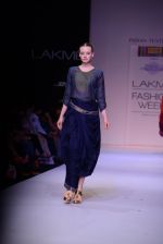 Model walk the ramp for Shruti Sancheti show at LFW 2013 Day 4 in Grand Haytt, Mumbai on 26th Aug 2013 (166).JPG
