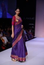 Model walk the ramp for Shruti Sancheti show at LFW 2013 Day 4 in Grand Haytt, Mumbai on 26th Aug 2013 (204).JPG