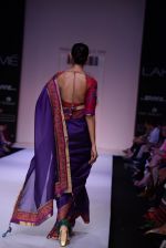 Model walk the ramp for Shruti Sancheti show at LFW 2013 Day 4 in Grand Haytt, Mumbai on 26th Aug 2013 (205).JPG