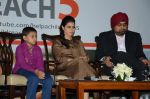 Kajol at Help a child campaign in Mumbai on 27th Aug 2013 (3).JPG