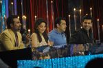 Salman Khan on the sets of Jhalak 6 in Mumbai on 27th Aug 2013 (70).JPG