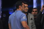 Salman Khan on the sets of Jhalak 6 in Mumbai on 27th Aug 2013 (97).JPG