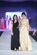 Model walks for Riddhi-Siddhi at The Style Walk at LFW 2013 Day 6 in Grand Haytt, Mumbai on 28th Aug 2013 (317).JPG