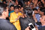 Shahrukh Khan at Pratap Sarnaik_s dahi handi in Thane Mumbai on 29th Aug 2013 (134).JPG