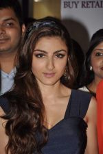 Soha ALi Khan at the launch of Times Glamour in Mumbai on 30th Aug 2013 (63).JPG