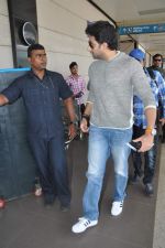 Abhishek Bachchan snapped at international airport in Mumbai on 1st Sept 2013 (11).JPG