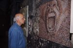 Mahesh Bhatt at Burmese exhibition for friend Gaurav Yadav in Elphinstone, Mumbai on 1st Sept 2013 (127).JPG