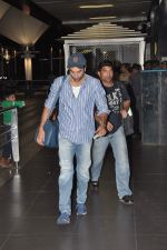 Ranbir Kapoor snapped at Mumbai Airport on 1st Sept 2013 (2).JPG