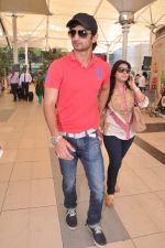 Sushant Singh Rajput snapped after he arrive from Ahmedabad in Mumbai Airport on 4th Sept 2013 (26).JPG