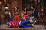 Shahid Kapoor, Ileana D_Cruz on the sets of Comedy Nights with Kapil in Filmcity, Mumbai on 6th Sept 2013 (112).JPG