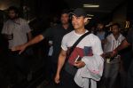 Aamir Khan returns from Sydney in Mumbai Airport on 7th Sept 2013 (10).JPG