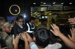 Amitabh Bachchan snapped at airport in Mumbai on 8th Sept 2013 (16).JPG