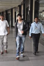 Siddharth Malhotra return from Durban in Mumbai Airport on 8th Sept 2013 (46).JPG