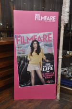 Kareena Kapoor launches the Filmfare September 2013 cover Page in Escobar, Mumbai on 9th Sept 2013 (15).JPG